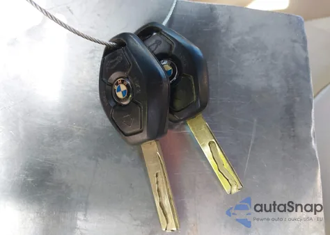 2005 BMW Z4 3.0I из США, поврежденный, VIN 4USBT53505LT28104